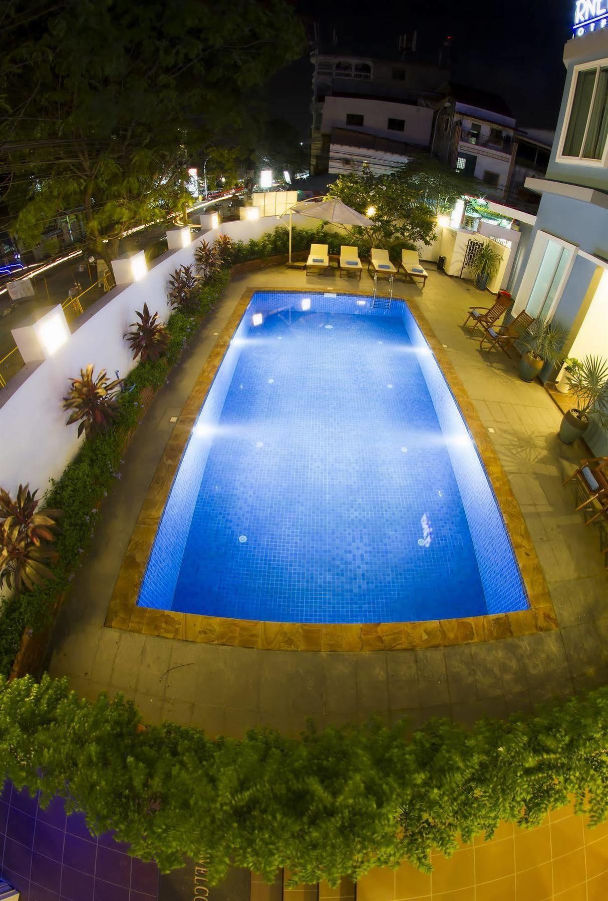 The Blue Corner Boutique Hotel Phnom Penh Exterior foto