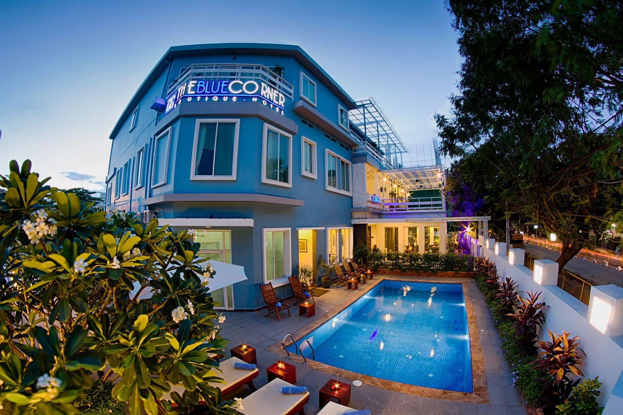 The Blue Corner Boutique Hotel Phnom Penh Exterior foto